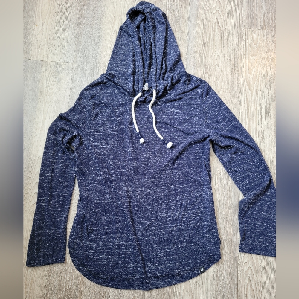 Navy blue top